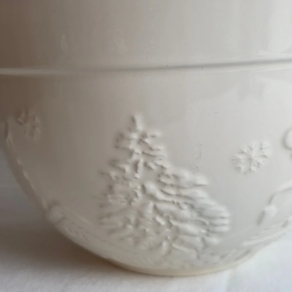 The Bake Shop Cream Embossed Winter Scene Stoneware Mixing Bowl Spout Handle